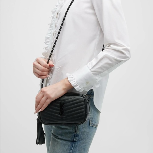 Saint Laurent
Lou Mini Camera Bag in Grained Quilted - Picture 6 of 11